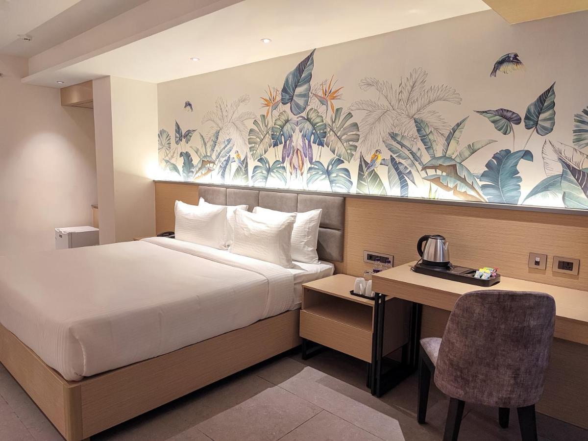 Signature Hotels 비사카파트남 외부 사진